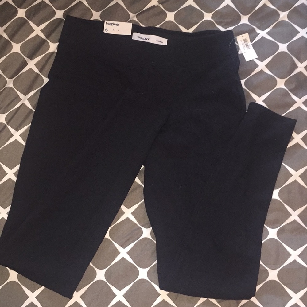 Black Old Navy Leggings - Picture 1 of 4